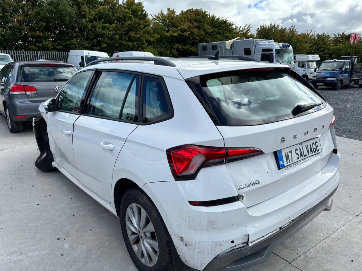 21 Kamiq AMB 1.0 Petrol 74km Starting - Image 4