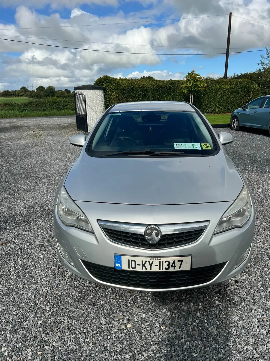 Vauxhall Astra 2010 - Image 3