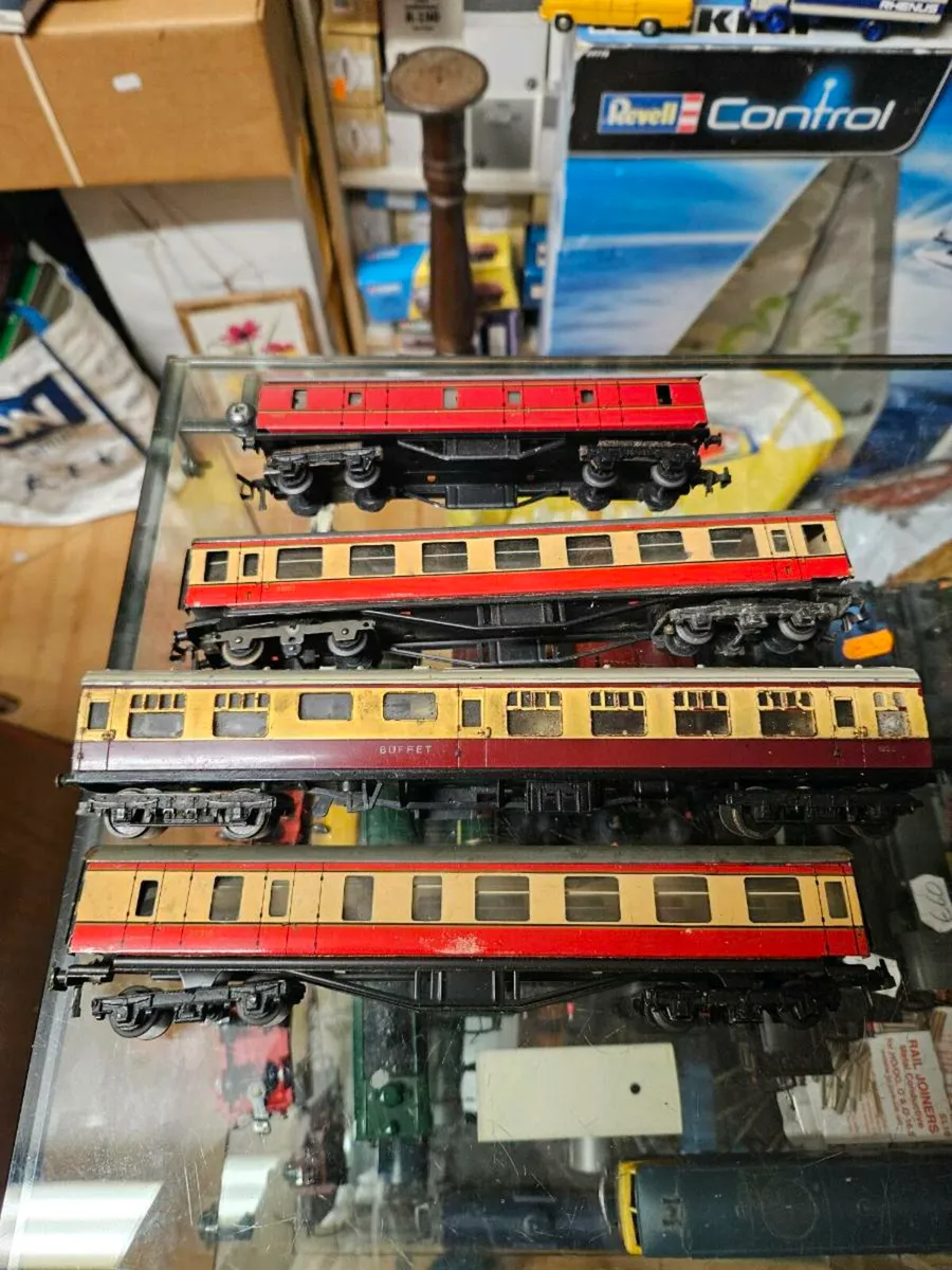 Hornby Triang TTR Carraiges Tinplate - Image 2