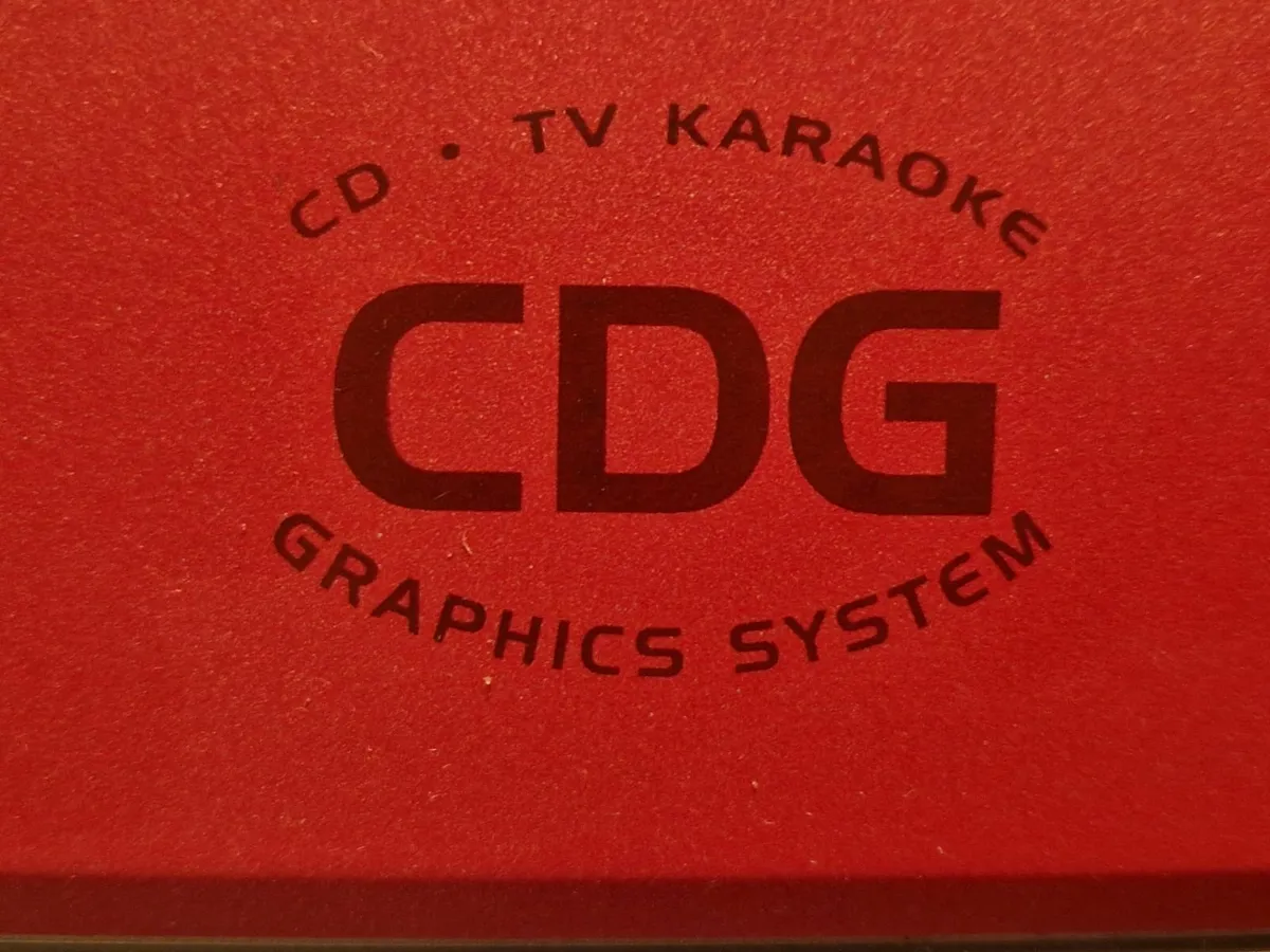 Goodmans XB-20CDG Karaoke Machine, CD & Twin Tapes - Image 2