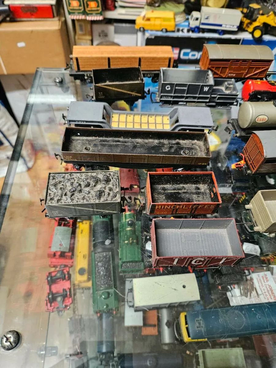 Hornby TTR HO Scale Wagons Tinplate - Image 2