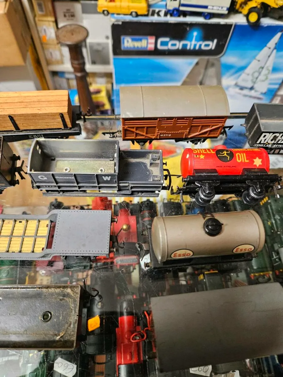 Hornby TTR HO Scale Wagons Tinplate - Image 4