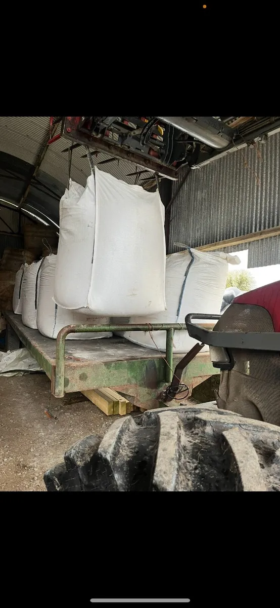 Bale trailer for sale - Image 1