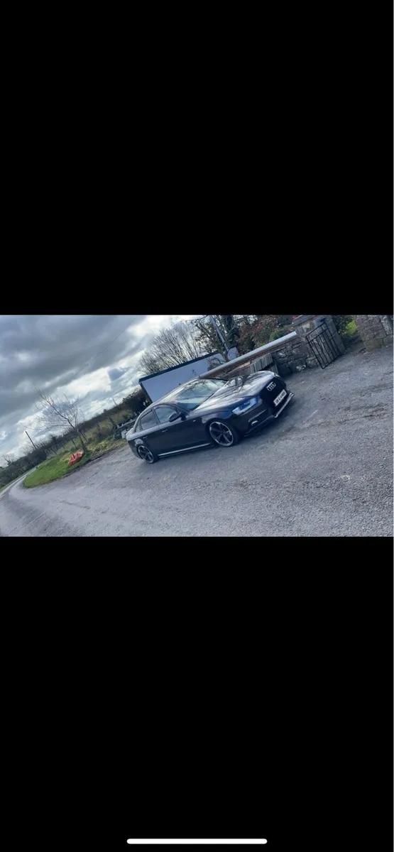 131 Audi a4 S Line Black Edition - Image 2