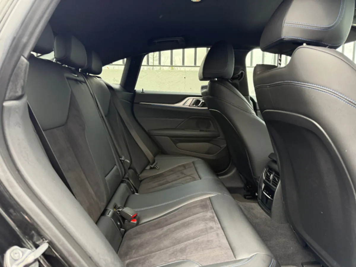 BMW I4 EDRIVE40 M SPORT 335BHP // 84 KwH BATTERY - Image 4