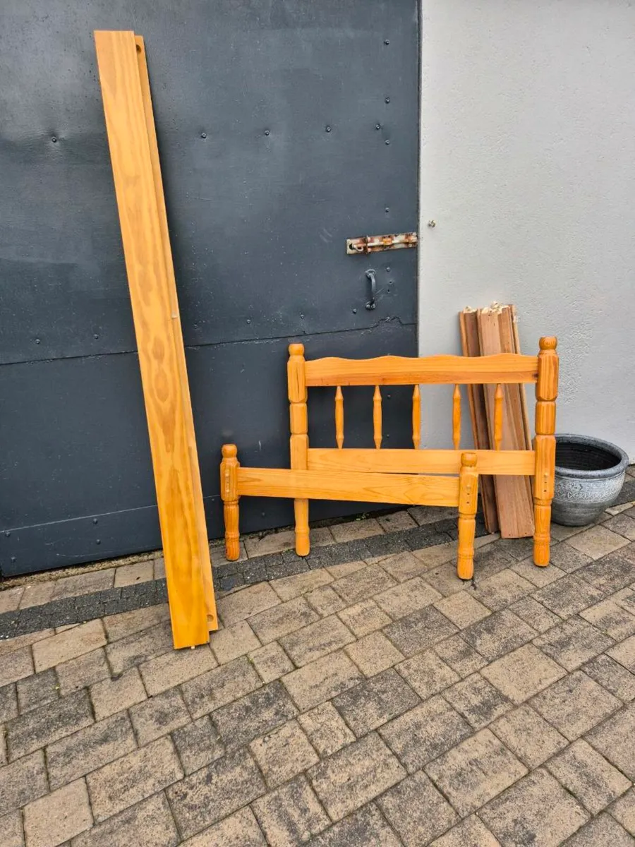 Single Bed x 2 - Image 2