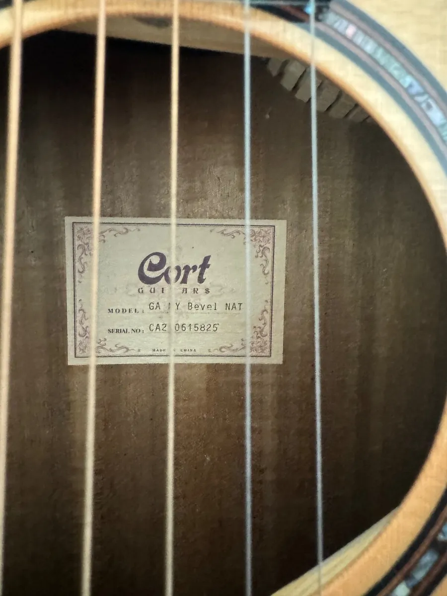 Cort acoustic electric guitar - GA MY bevel NAT - Image 2