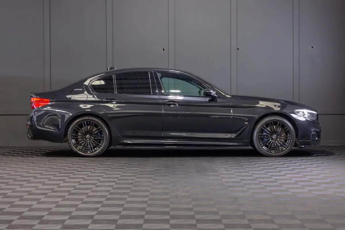 2018 BMW 5 Series 530e M-Sport - Image 2