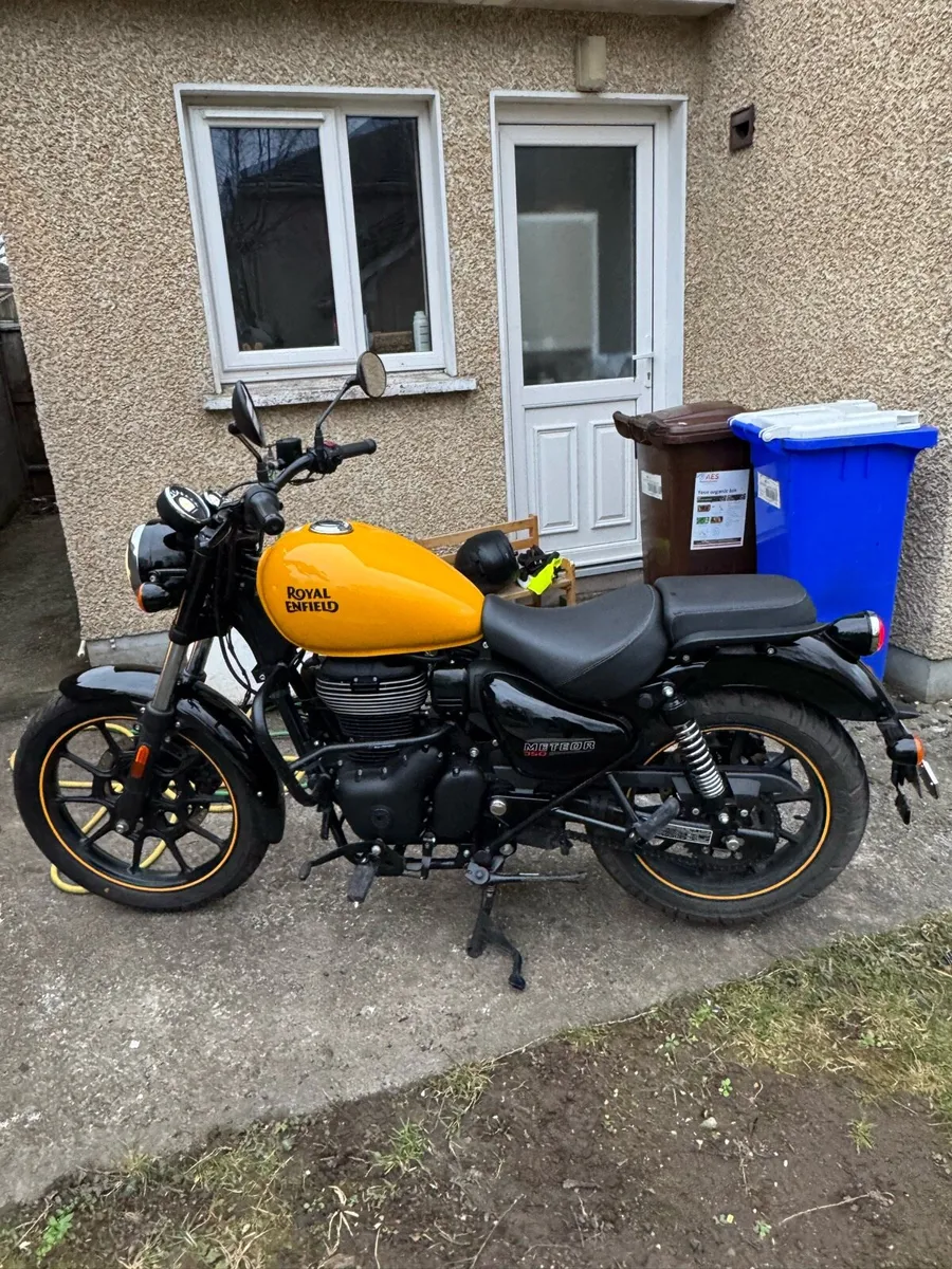 Royal Enfield Meteor 350 - Image 1