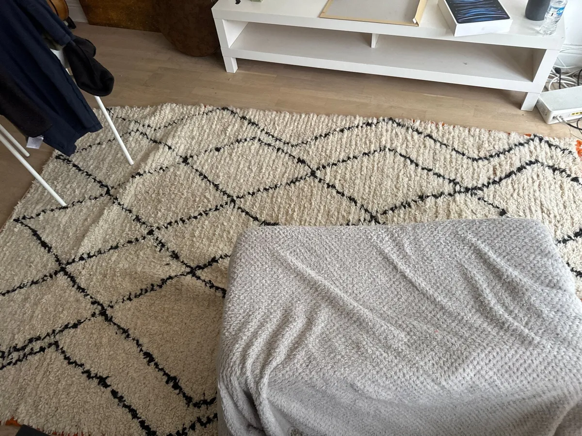 2 Moroccan hand made wool rug (carpet) - Image 1