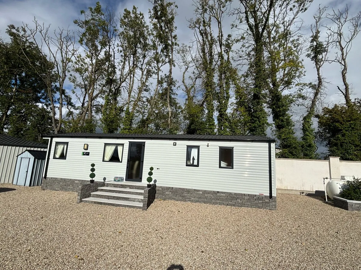 2023 willerby manor 38x12 2 bedroom - Image 2