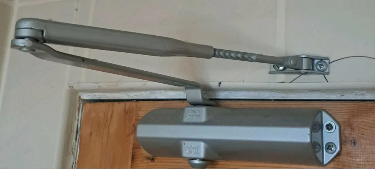 Fire related overhead door closers - Image 1