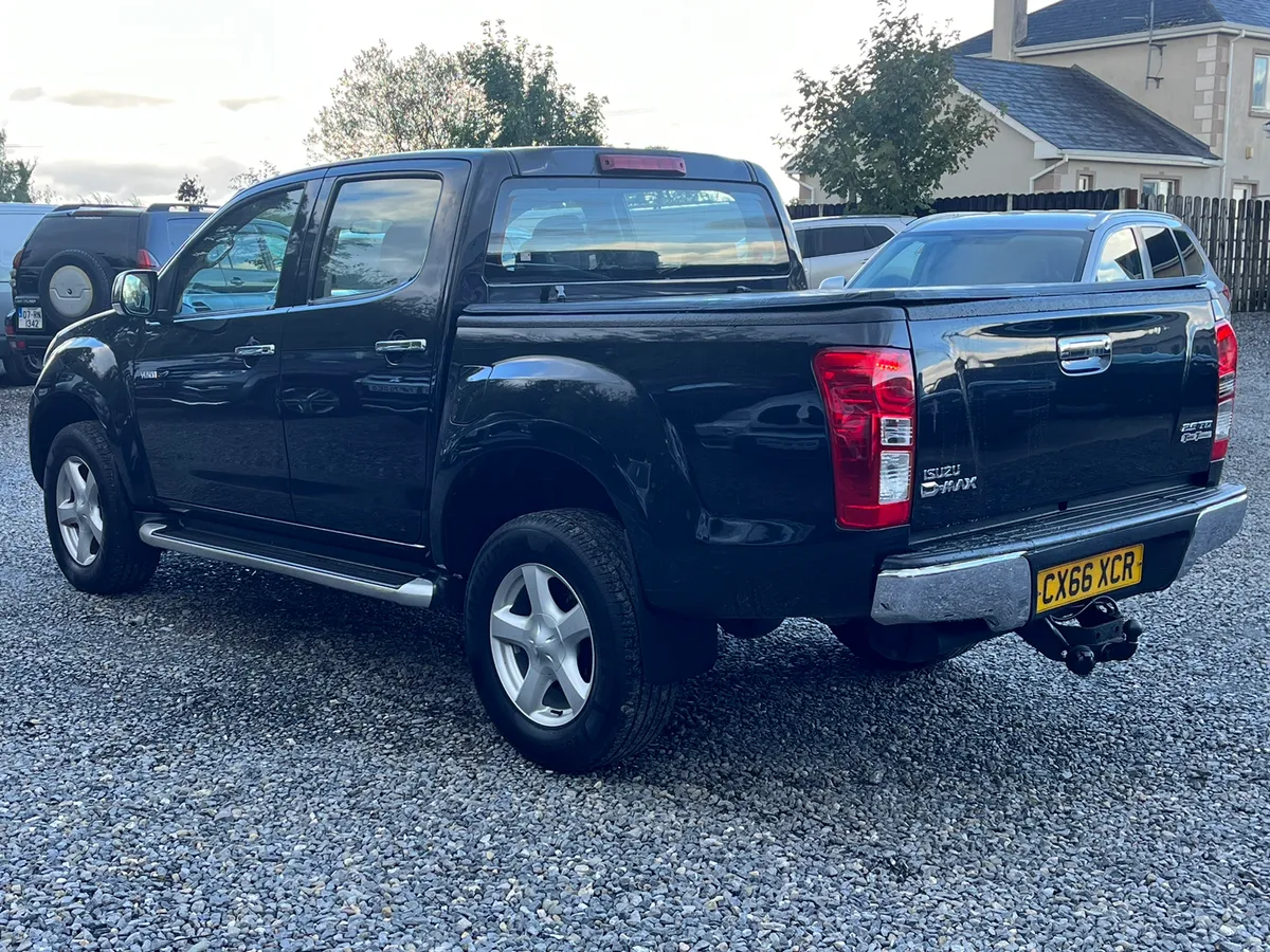 2016 ISUZU D-MAX YUKON 2.5 MANUAL *LOW MILES* - Image 4