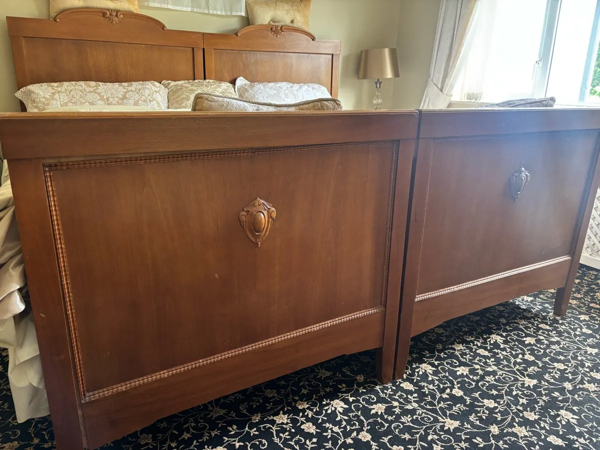 Vintage solid wood super king Bed & mattress - Image 2