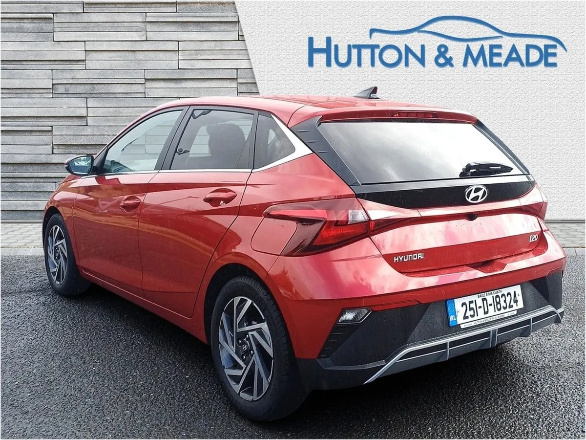 Hyundai i20 Delux Plus 1.2 Petrol 5dr - Image 3