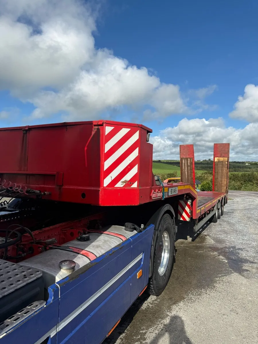Low loader trailer - Image 2