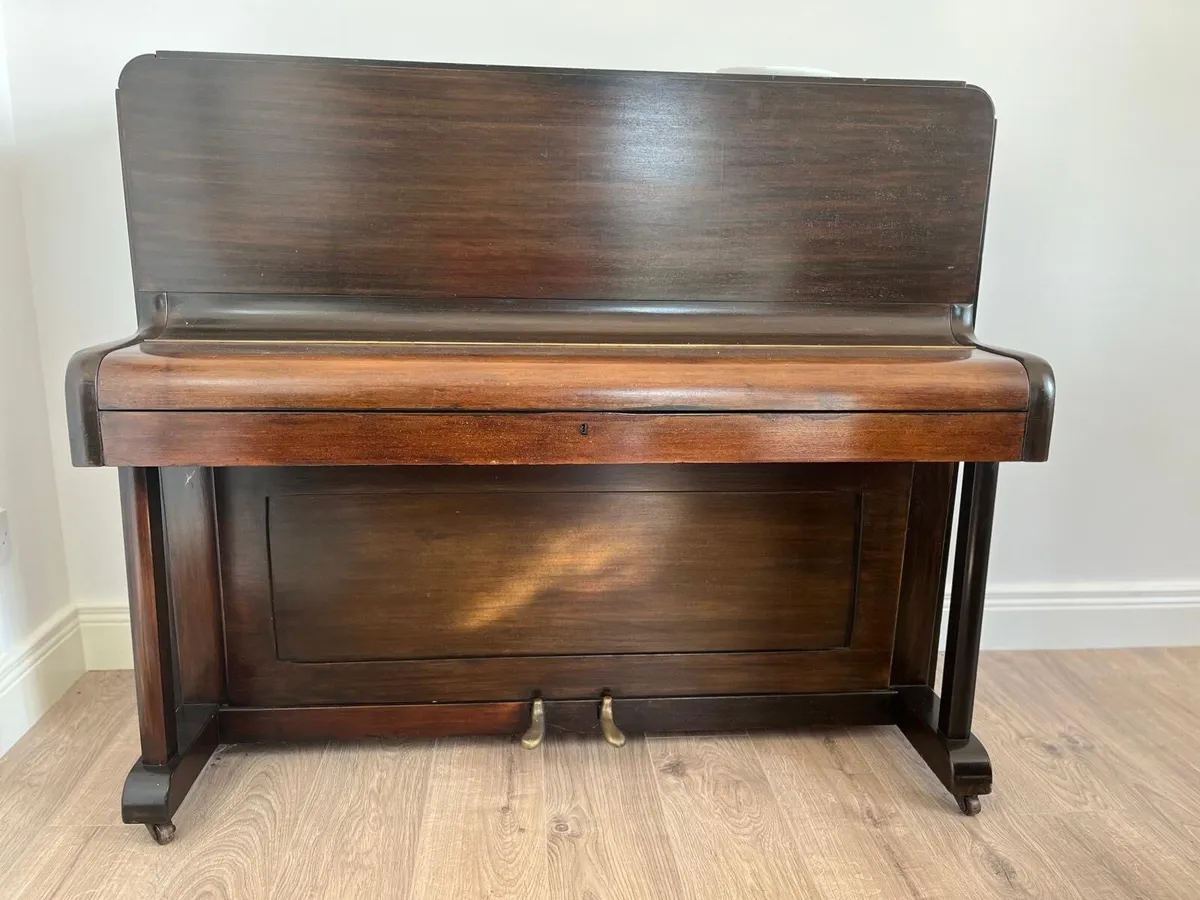 Piano - Image 2