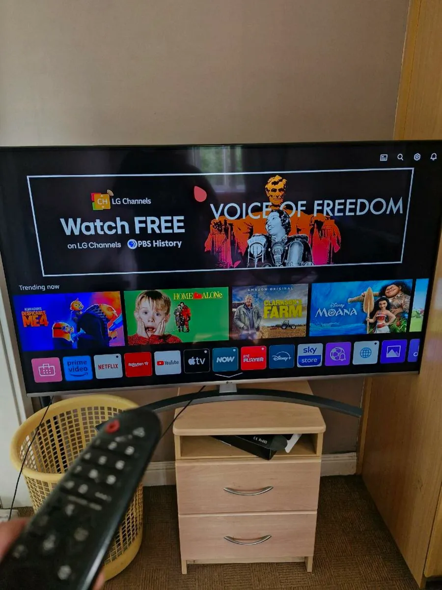 Tv - Image 2