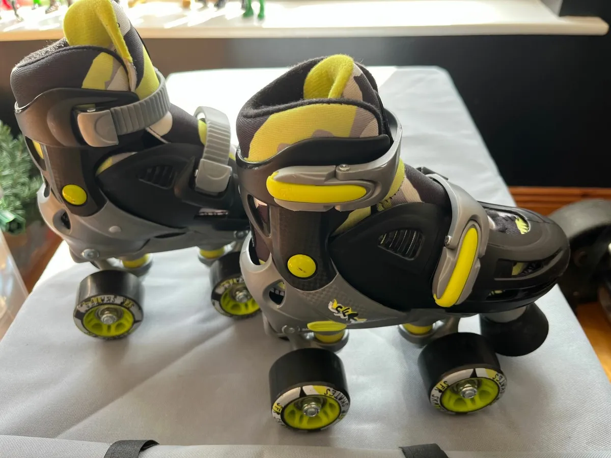 Kids Rollerskates - Image 1