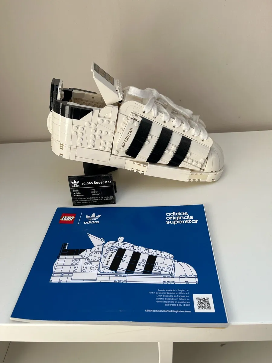 Lego Adidas Superstar