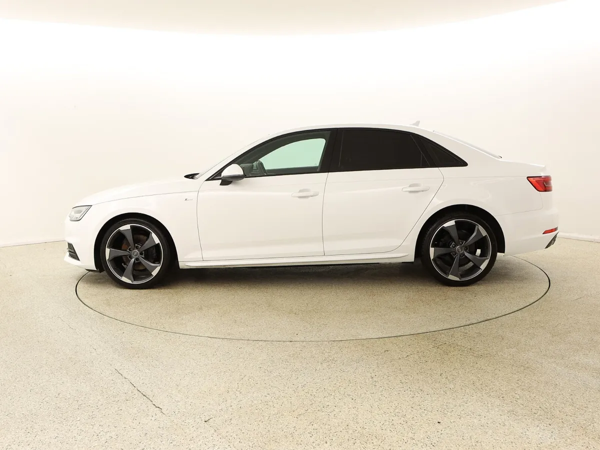 2017 Audi A4 2.0 TDI 150 S-LINE BLACK EDITION AUTO - Image 4