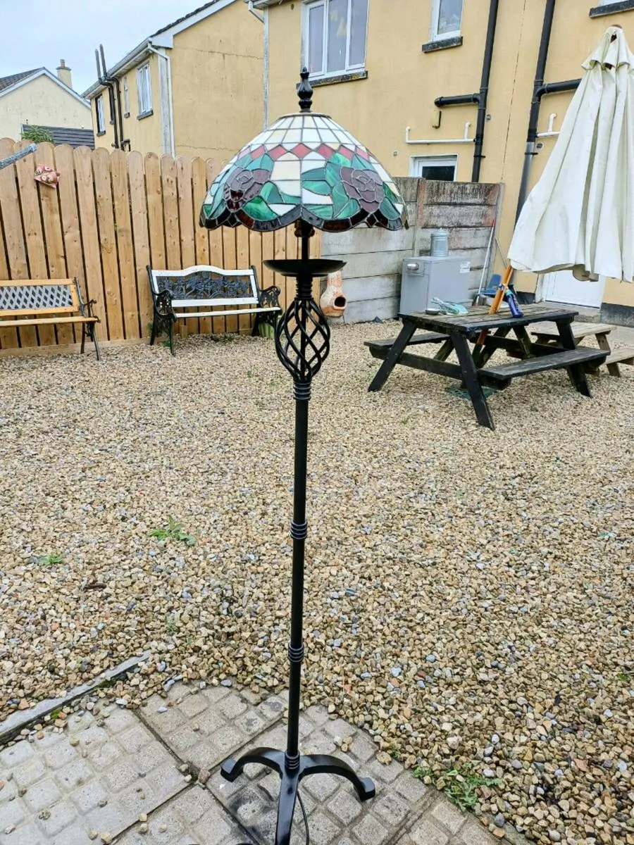 Vintage Tiffany Style Floor Lamp - Image 1
