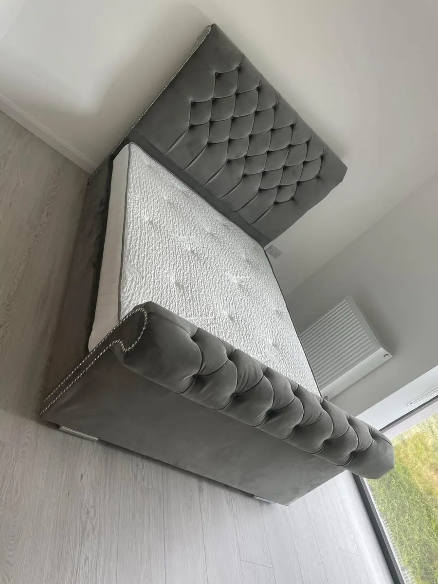King size bedframe - Image 1