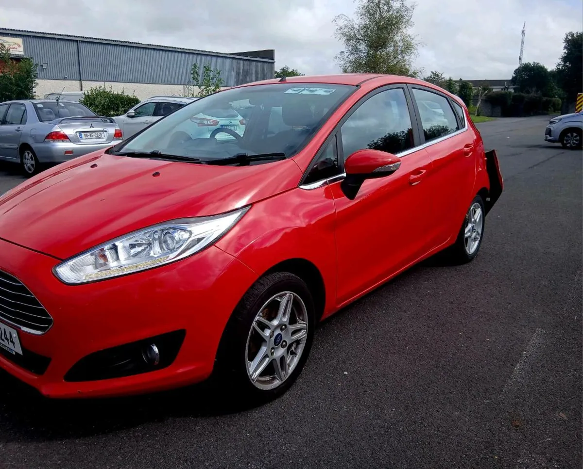 Ford fiesta - Image 2
