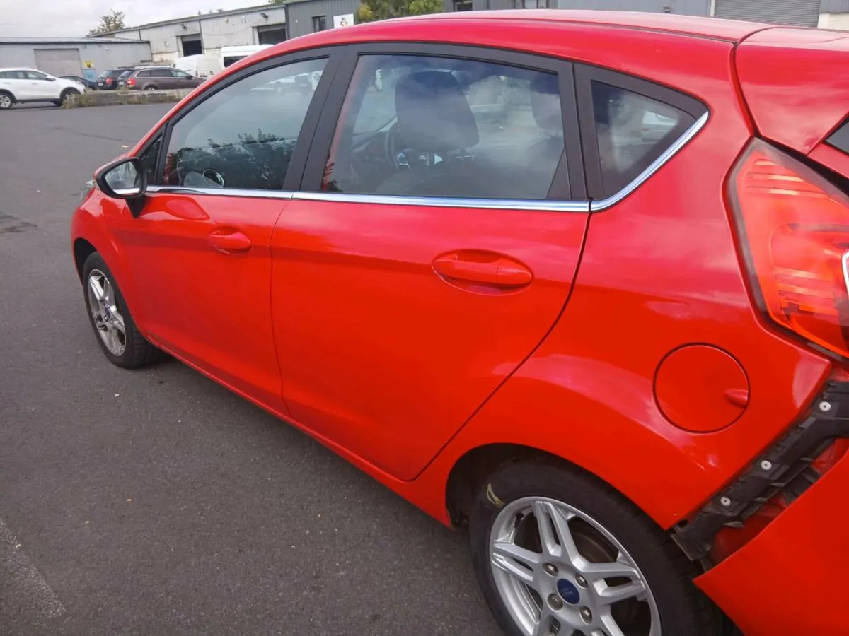 Ford fiesta - Image 3