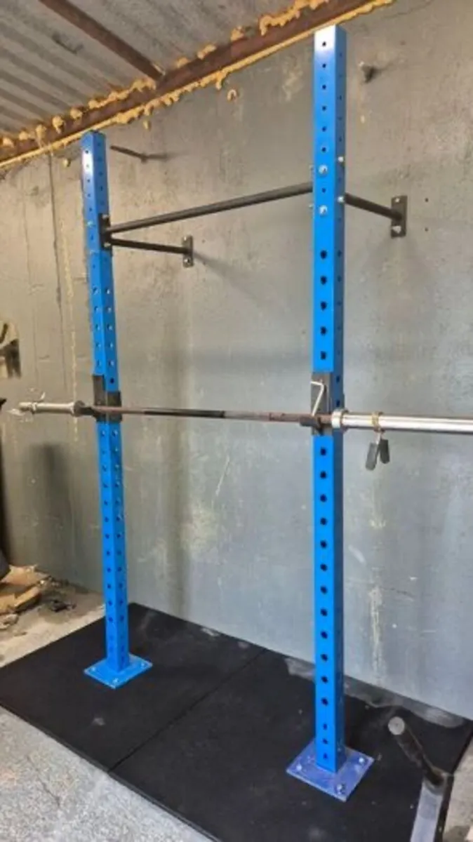 Weight wall racks with hooks - Image 1