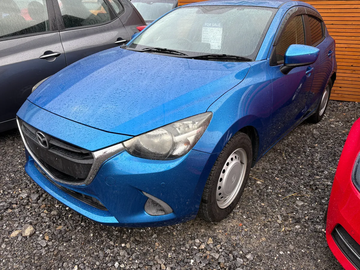1.3 PETROL AUTO *PARKING SENSORS* - Image 1