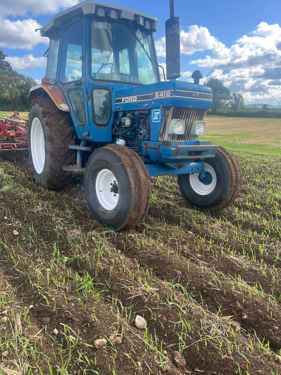 Ford tractor - Image 2