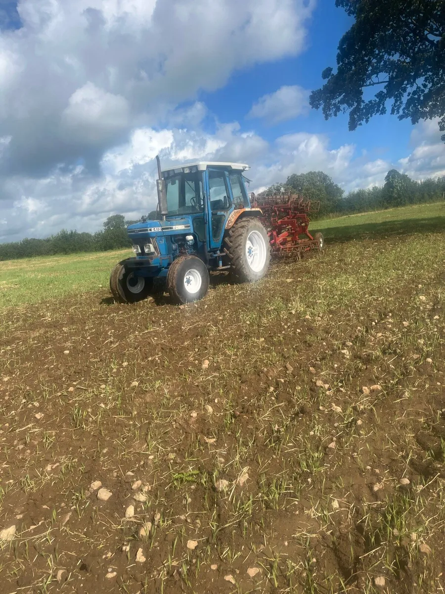 Ford tractor - Image 3