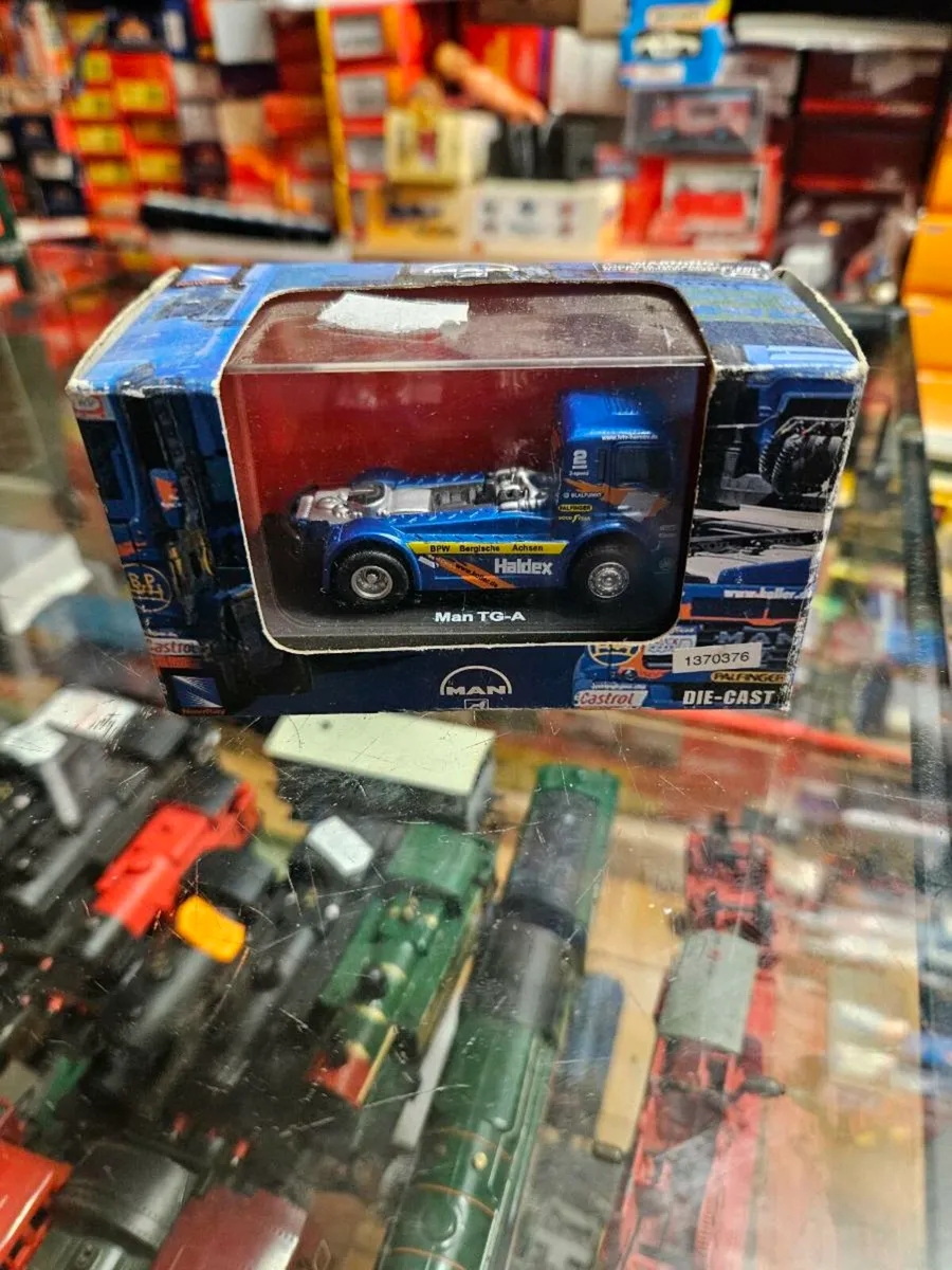 Corgi Newray MAN Racing Truck - Image 1