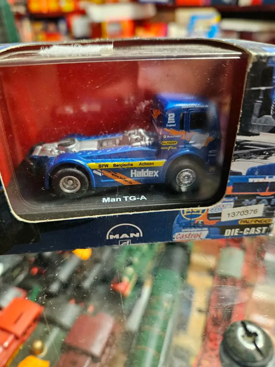 Corgi Newray MAN Racing Truck - Image 2