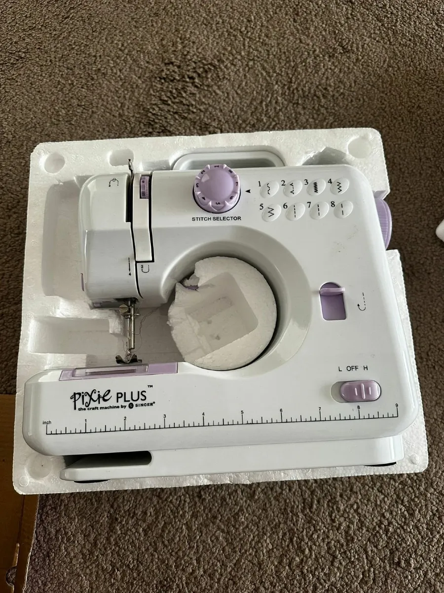 Sewing machine - Image 3