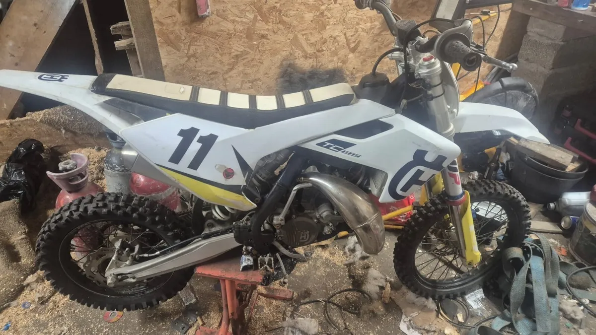 Motocross bike - Image 2
