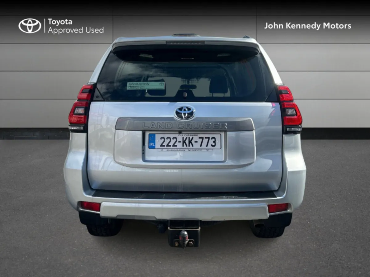 Toyota Land Cruiser LWB COMM - Image 4