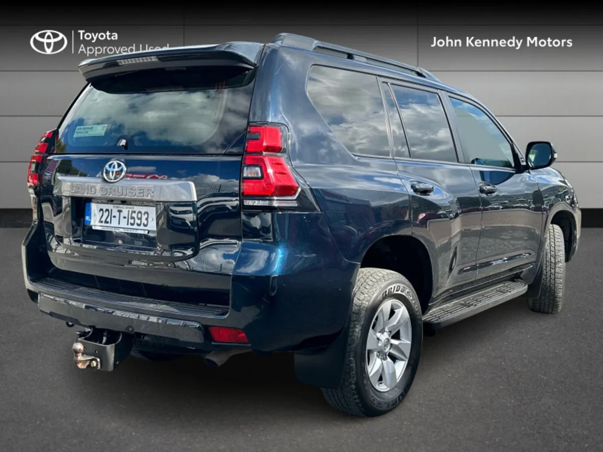 Toyota Land Cruiser LWB COMMERCIAL 4DR - Image 2