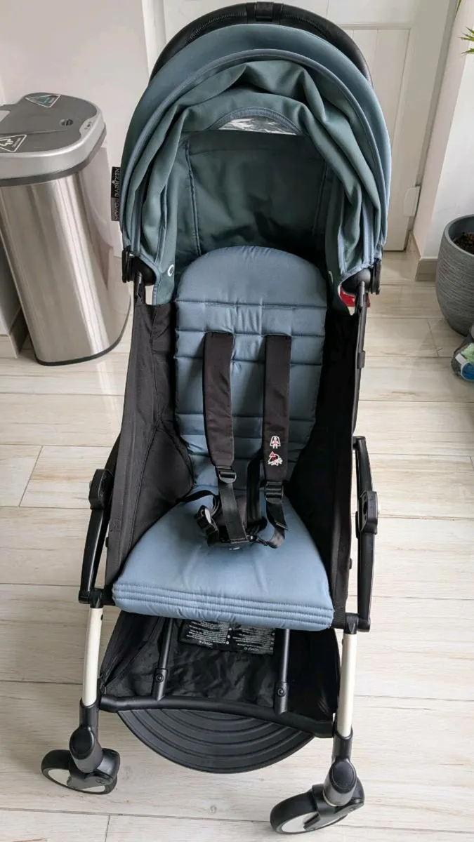 Baby Zen Yoyo Pram - Image 1