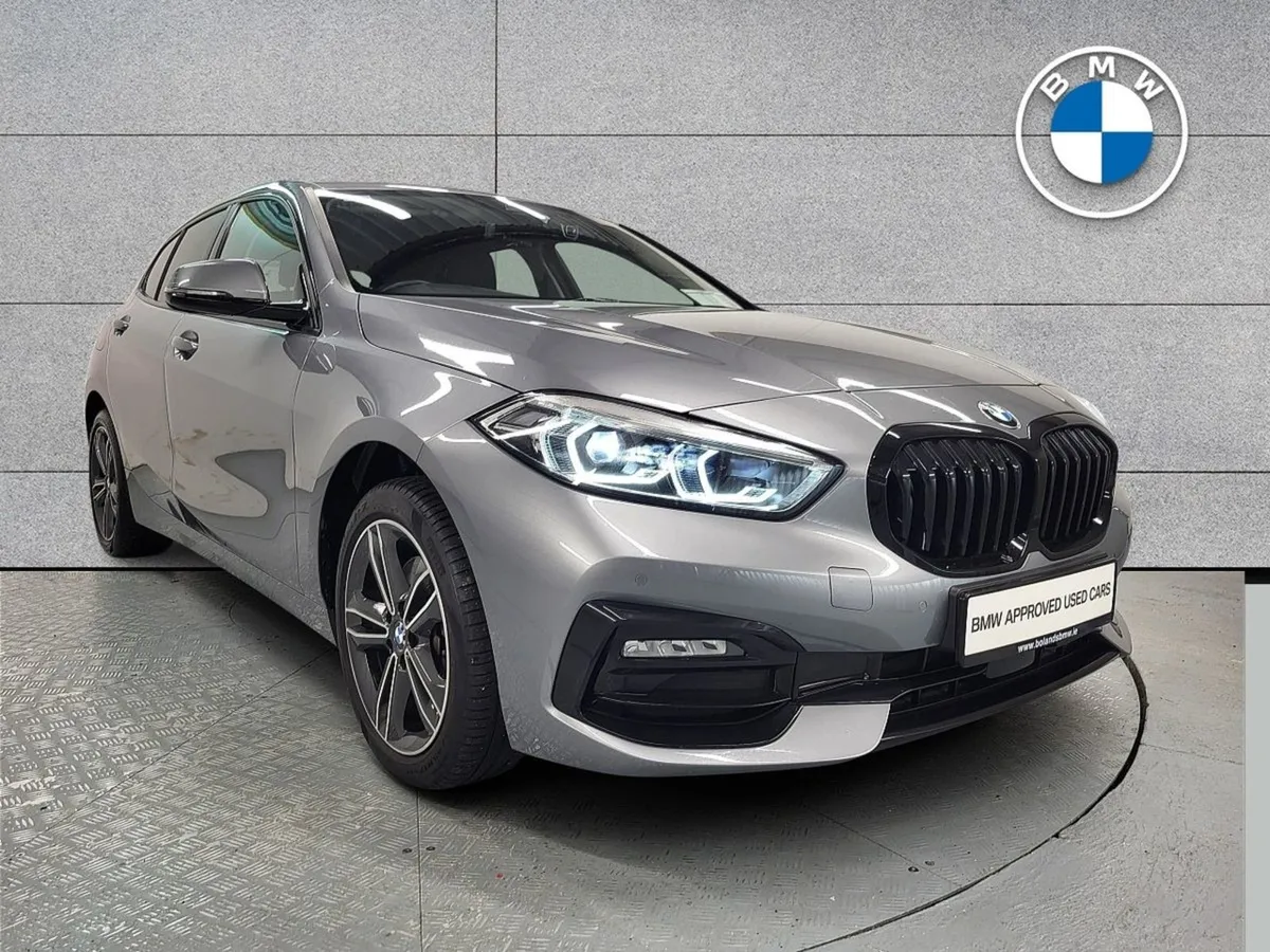 BMW 1 Series 118i Sport - Image 1