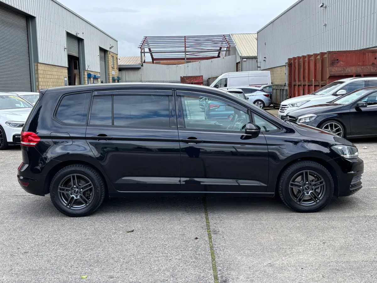 2016 VOLKSWAGEN TOURAN 1.4TSI AUTO 7 SEATER - Image 3