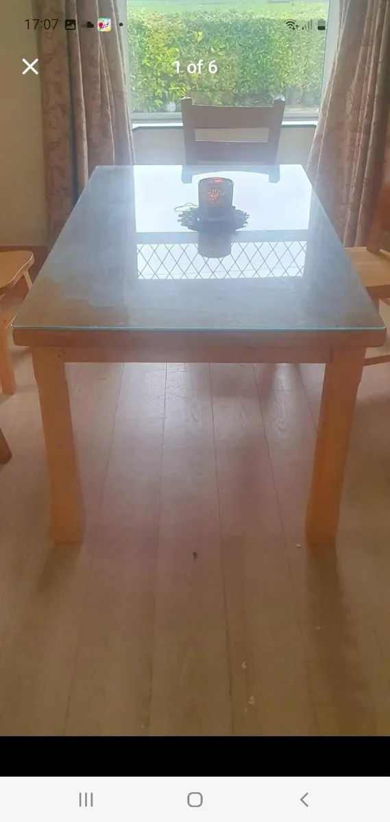 Dining table and chairs - Image 1