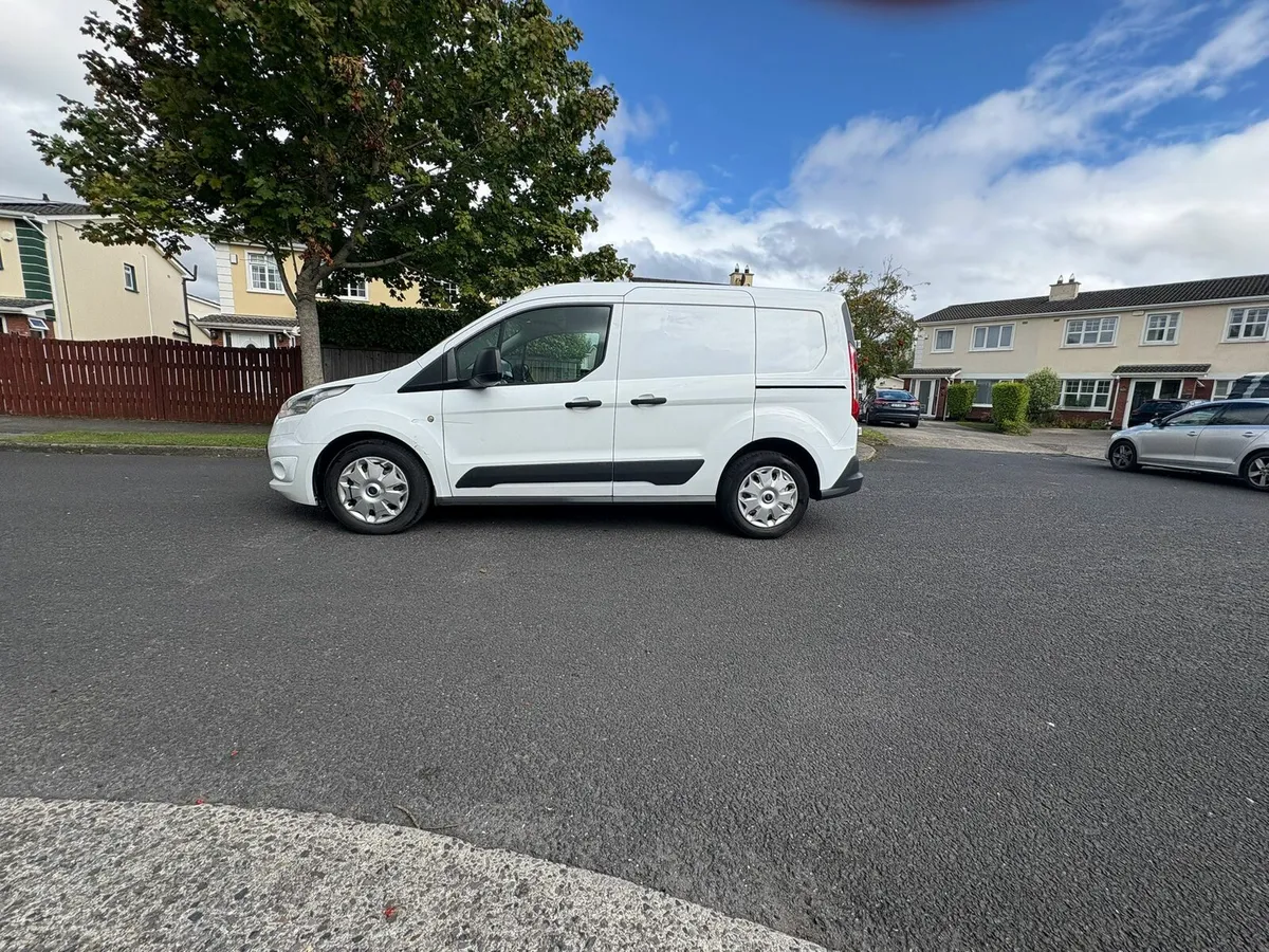 152 FORD TRANSIT CONNECT DOE 10/25 TAX 09/25 - Image 2