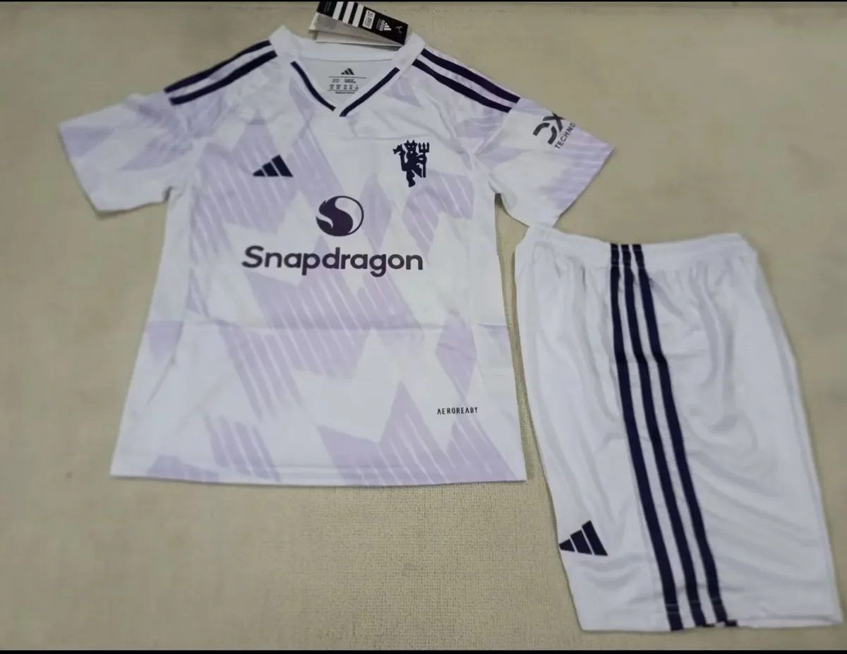 Man United home and away kid sizes Season 25/26 - Image 3