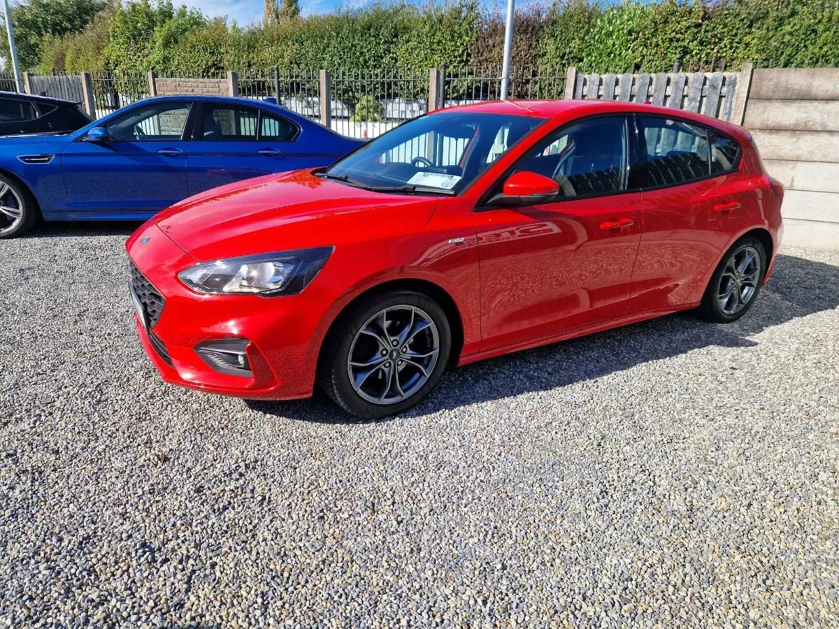 2019(192) Ford Focus ST-Line Diesel - Image 3