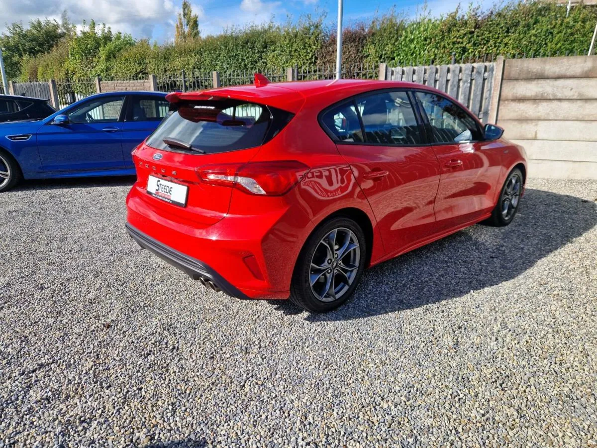 2019(192) Ford Focus ST-Line Diesel - Image 4