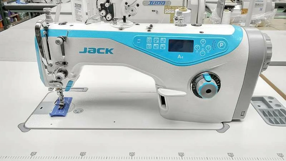 Jack A4 Automatic Lockstitch Ind Sewing Machine - Image 1