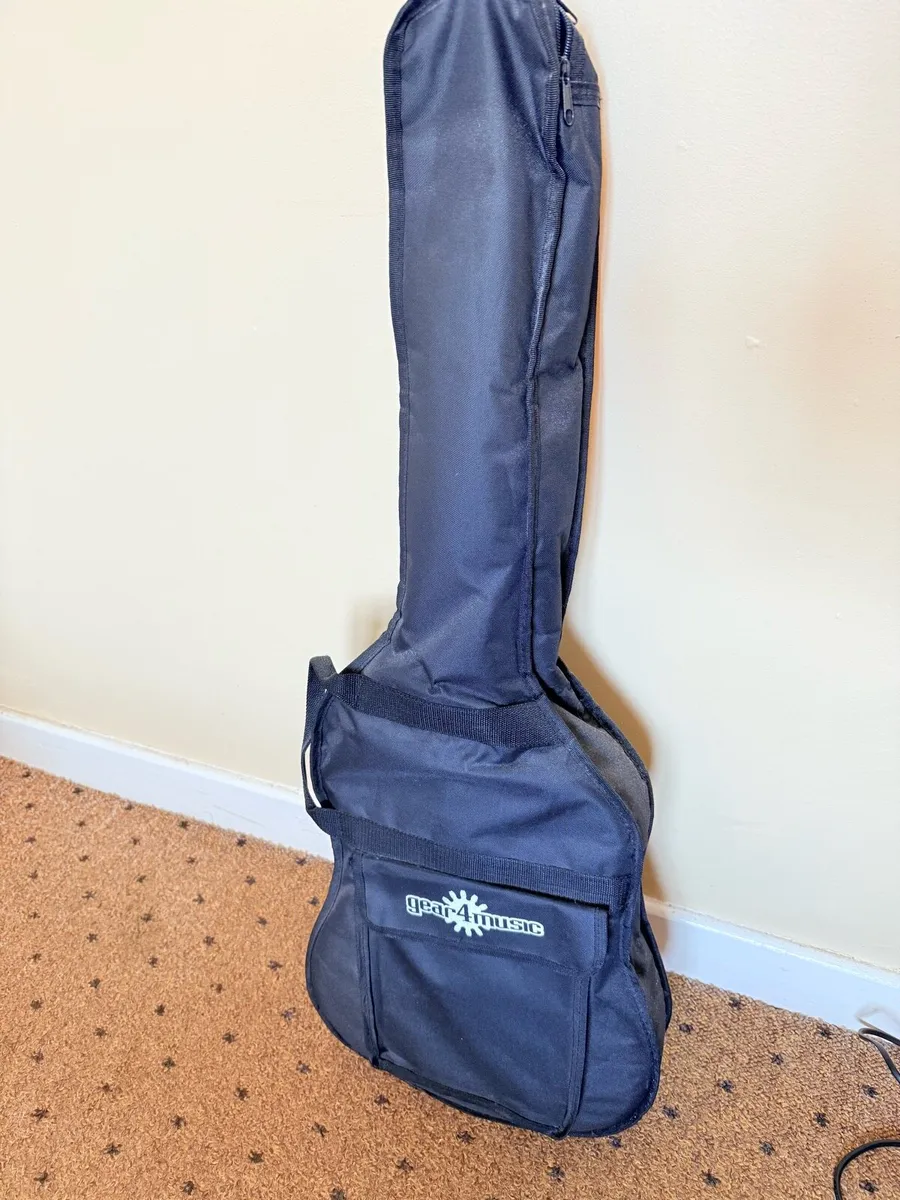 Free guitar - Image 2