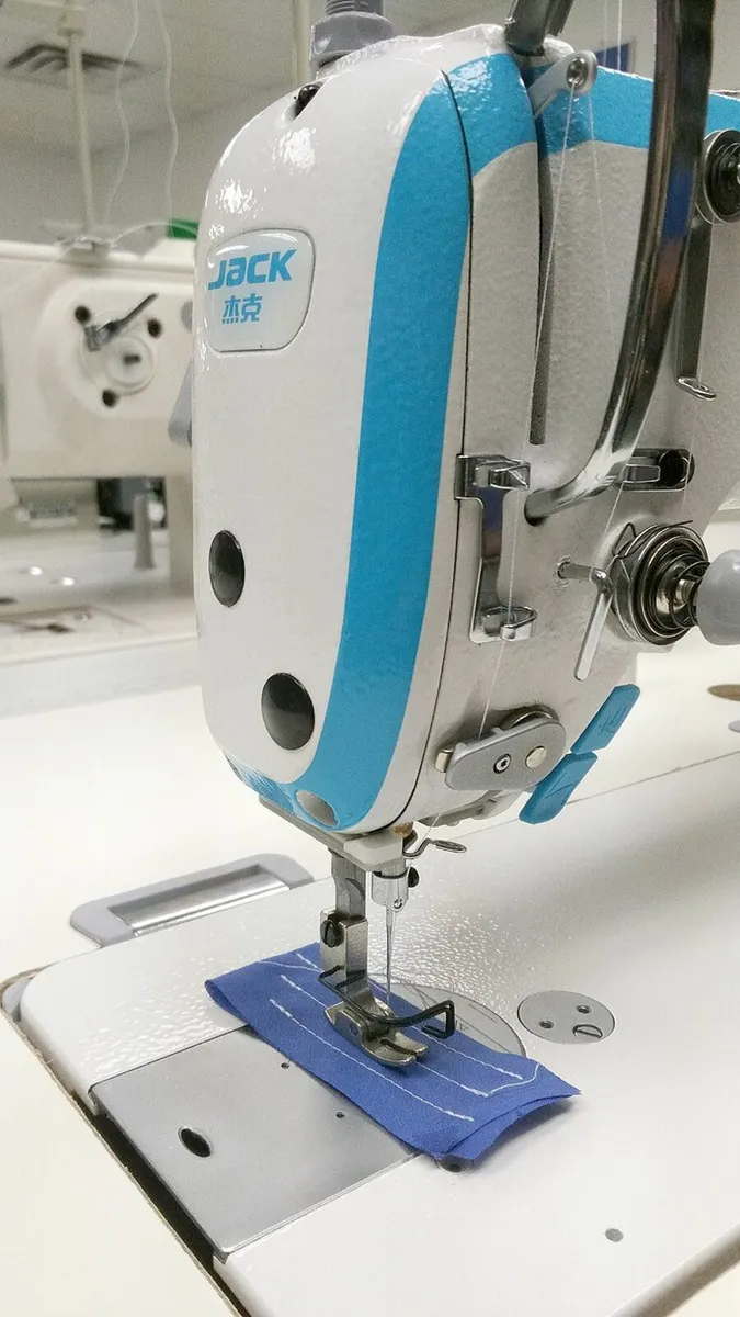 Jack A4 Automatic Lockstitch Ind Sewing Machine - Image 2